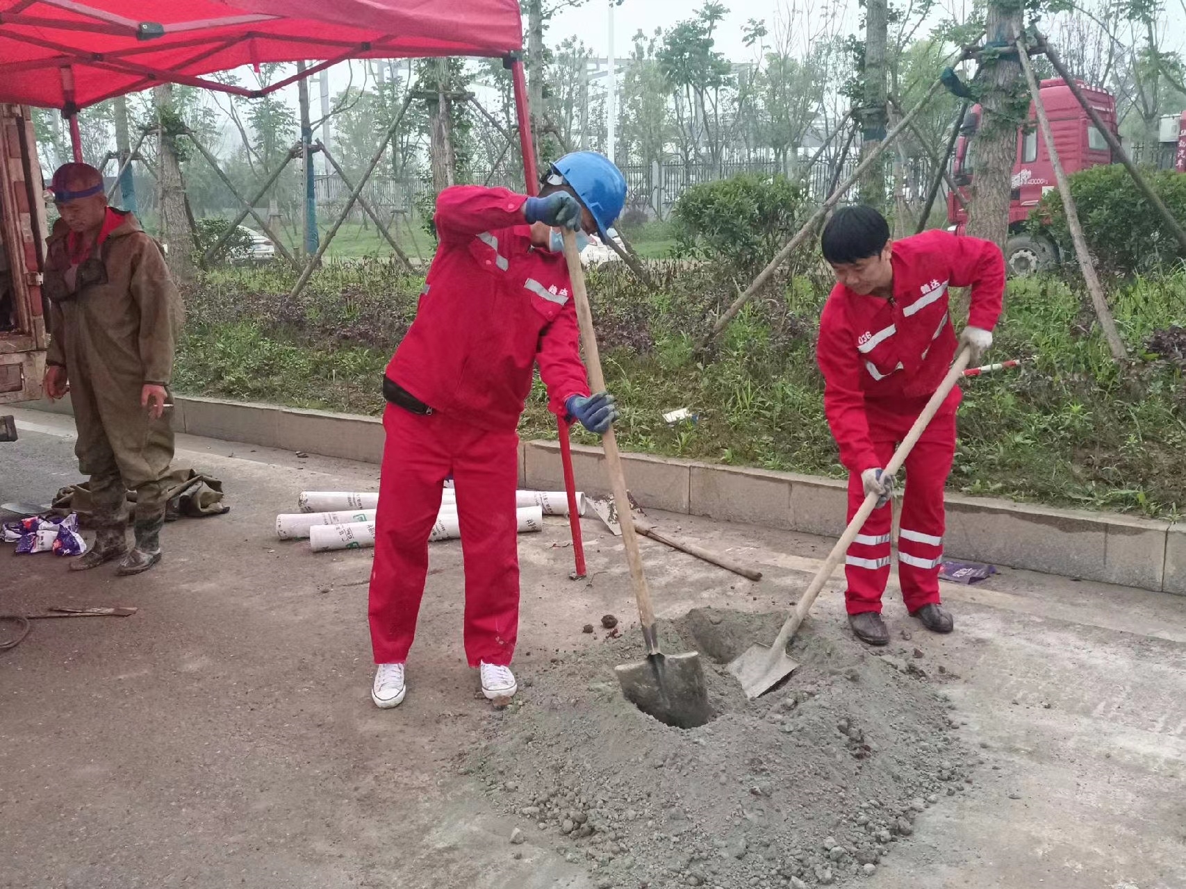 遵化管道疏通哪家好】及时进行市政管道清淤